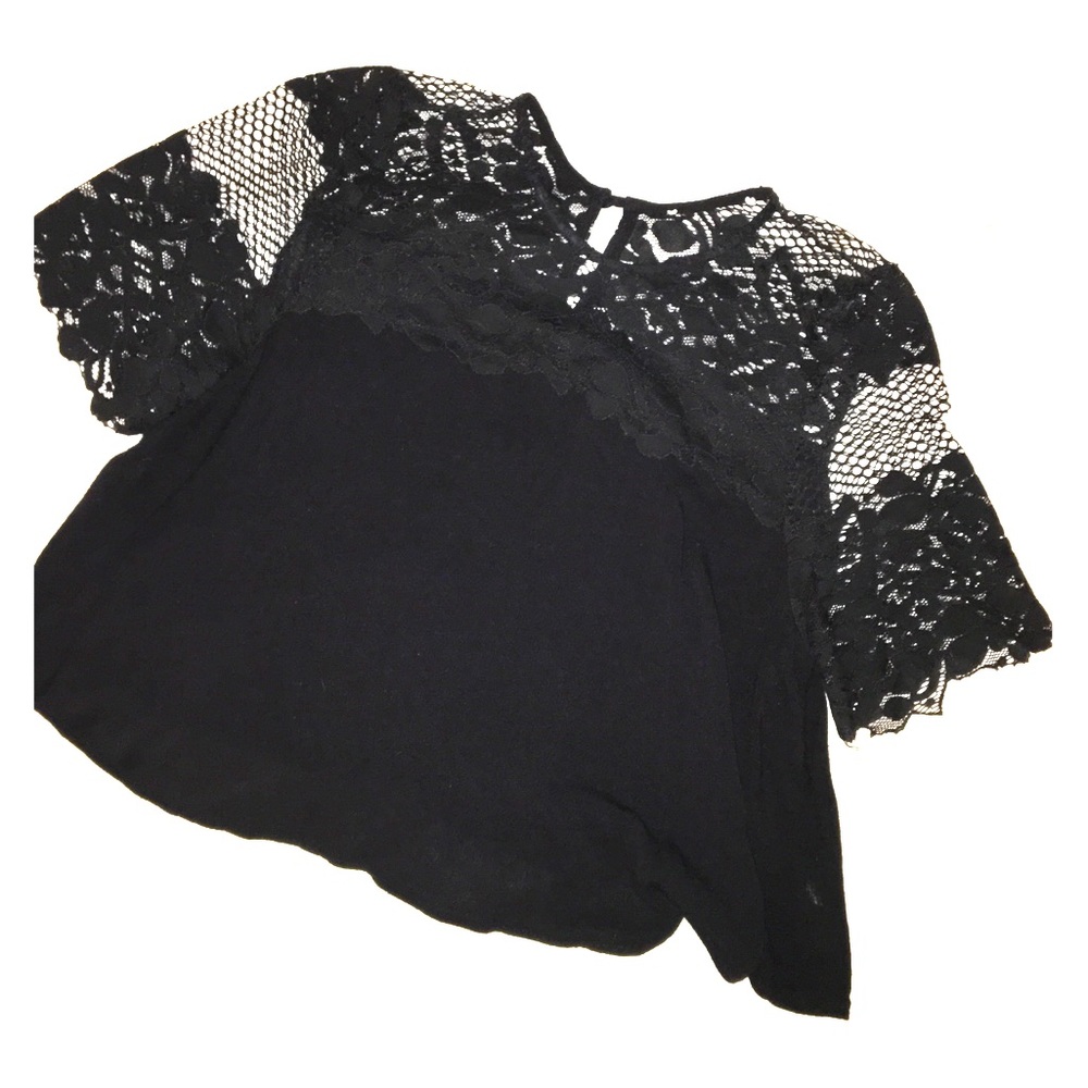 Black Lacey crop top